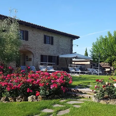 Aia Mattonata Relais