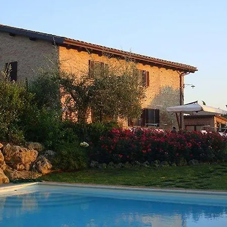 Aia Mattonata Relais Couette-café