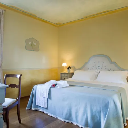 Bed & Breakfast Aia Mattonata Relais 3*