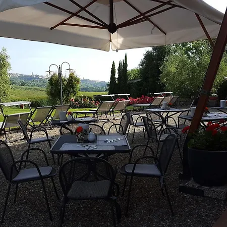 Aia Mattonata Relais Couette-café Sienne