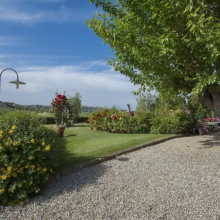 Oda ve Kahvaltı Aia Mattonata Relais 3*