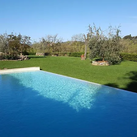 Bed and breakfast Aia Mattonata Relais